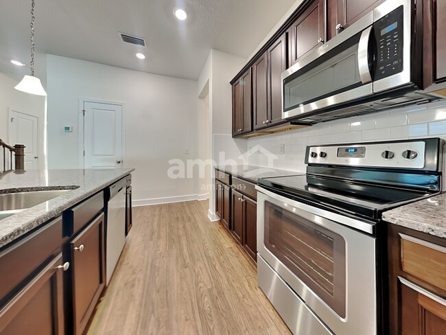 Photo - 343 Pine Terrace Dr