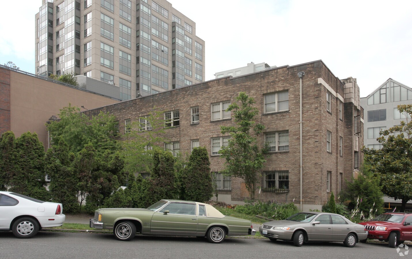 Photo - John Wallace Apartments