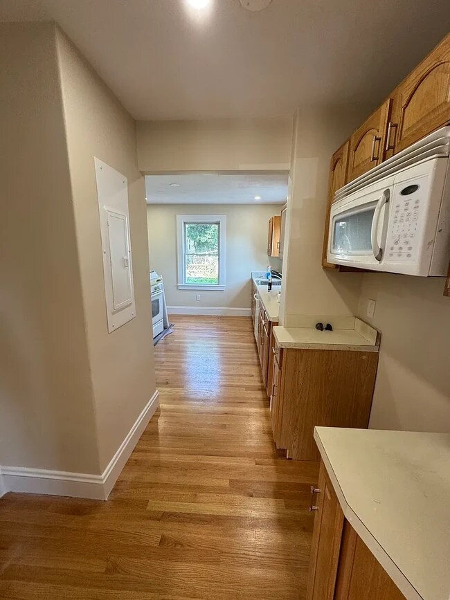 Photo - 74 Brock St Unit 1