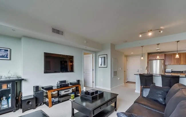 Photo - 2451 Midtown Ave Unidad 1517