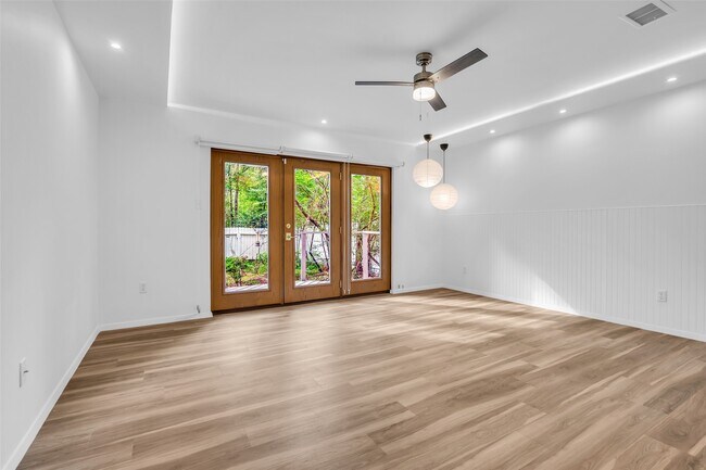 Photo - 41 Hickory Oak Dr