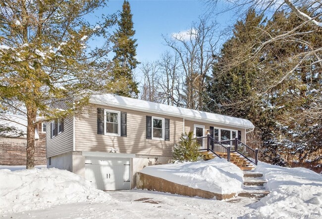 Photo - 676-678-678 Oak Summit Rd