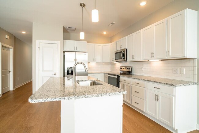 Photo - 1576 Port Hills Dr