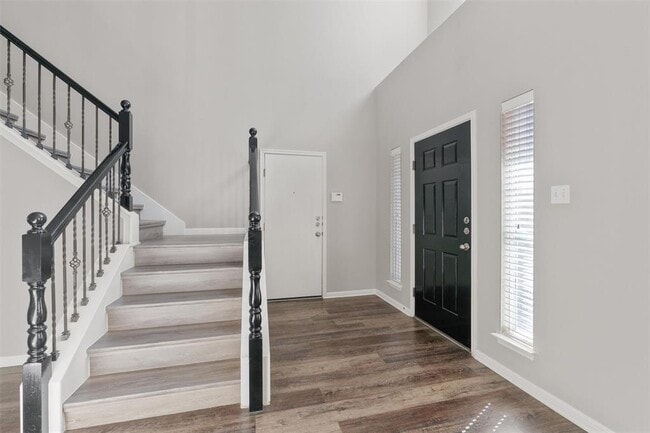 Photo - 3917 Links Ln