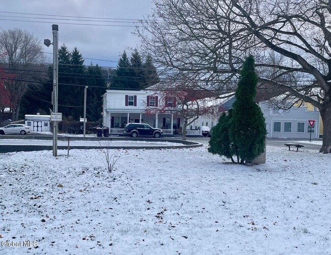 Photo - 140 Wells Ave Unit 3