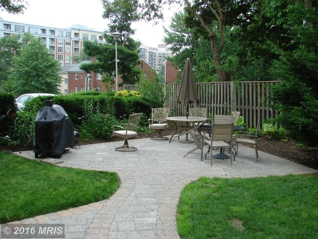 5353 Columbia Pike Unit 504
