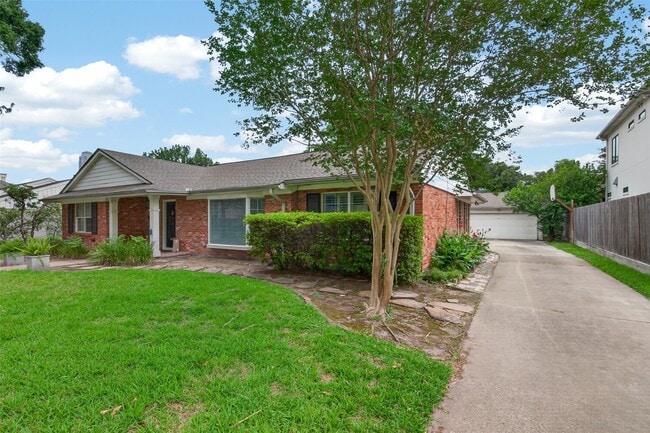 Building Photo - 5643 Piping Rock Ln