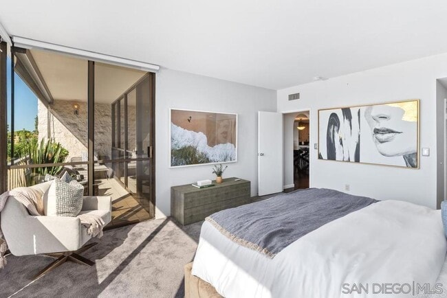 Photo - 2500 Torrey Pines Rd Unit 602