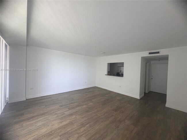 Photo - 7545 E Treasure Dr Unit 5K