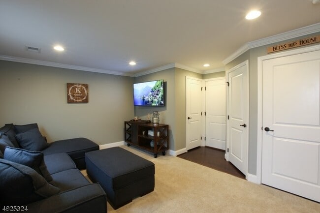 Photo - 103 Bayside Ct