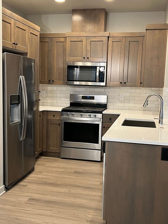Photo - 3 Bedroom / 2.5 Bathroom Townhome in The Dry Canyon Community