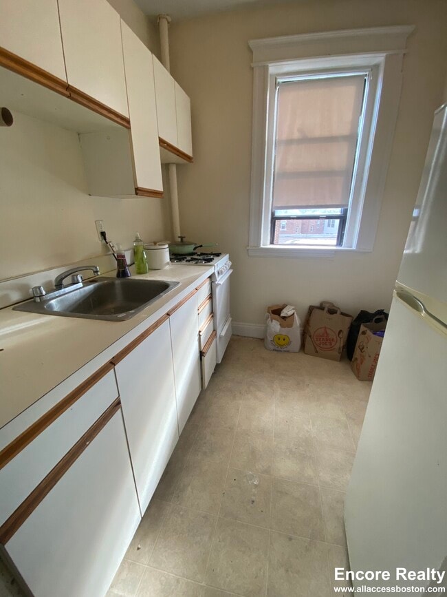 Photo - 1144 Commonwealth Ave Unit 32