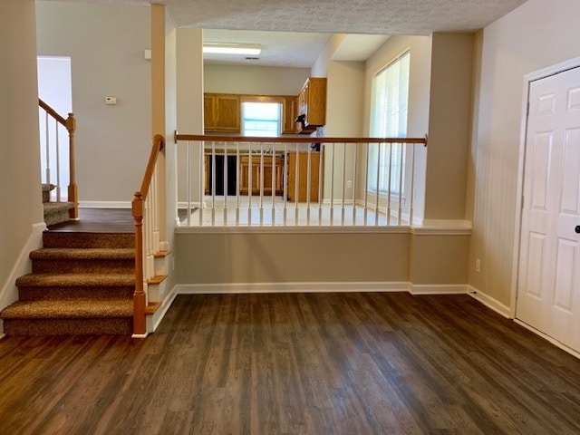 Photo - **REDUCED FOR QUICK MOVE IN**AVAILABLE for MOVE IN MID JULY! Two Story 3 Bed/2.5 Bath in Swim/Ten...