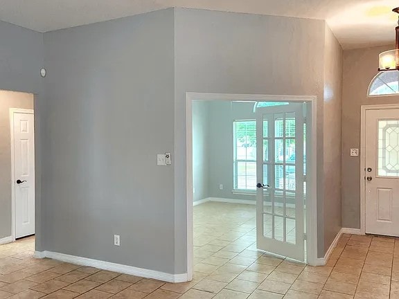 Photo - 3413 Newgate St