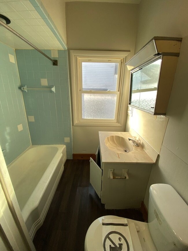 Photo - 1434 St Joseph Blvd Unit Floor 2