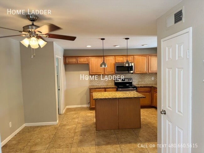 Photo - 6102 W Mauna Loa Ln