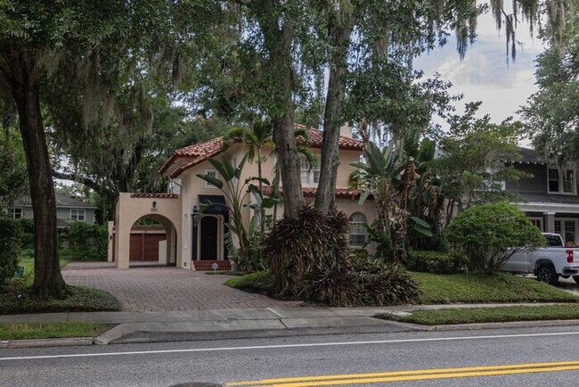 Photo - Spacious 4-Bedroom 1930's Mediterranean Home in College Park