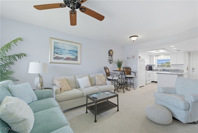 Photo - 16881 Davis Rd Unit 126