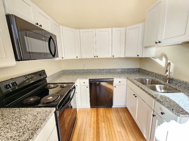 Photo - 21 Jefferson St Unit 11