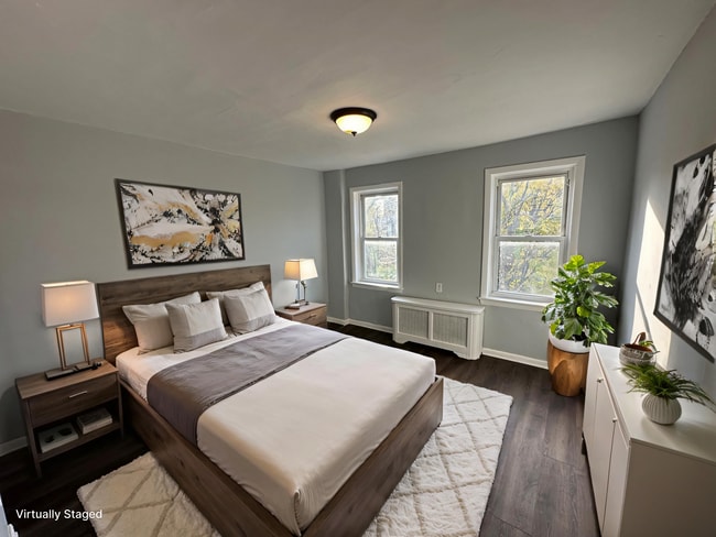 Photo - 2028 Haworth St