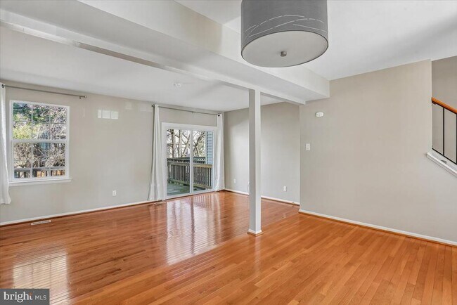 Photo - 3 Cinzano Ct