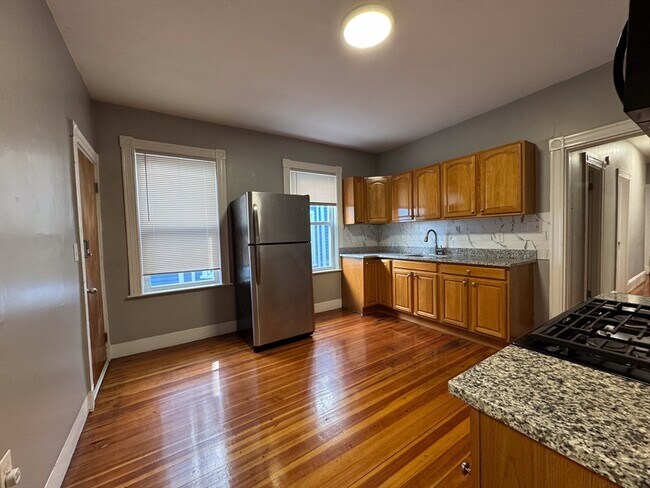 Photo - 12 Dalrymple St