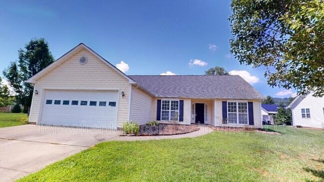 Building Photo - 342 Meadow Pathway Dr