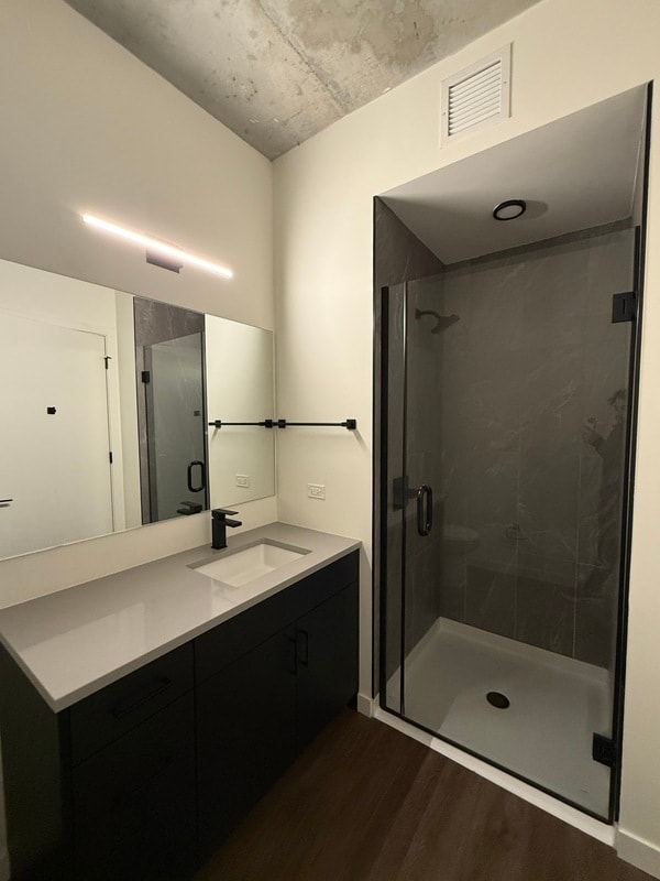 Photo - 359 W Chicago Ave