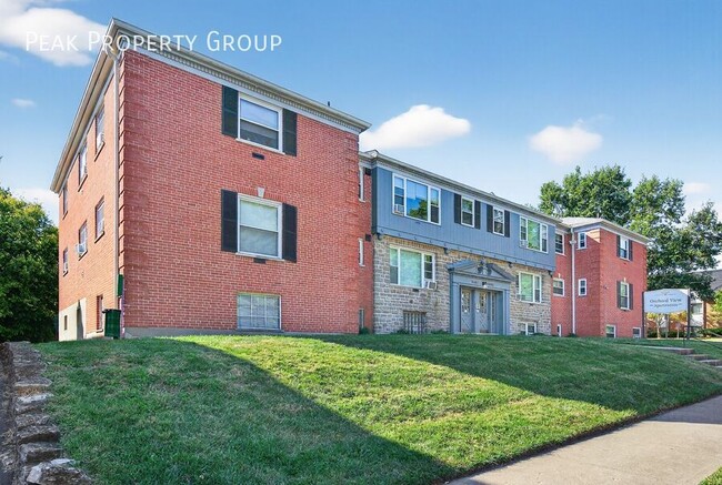 Building Photo - 6404 Montgomery Rd Unit 2