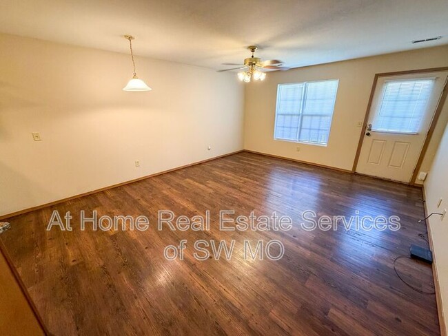 Photo - 1133 S Clifton