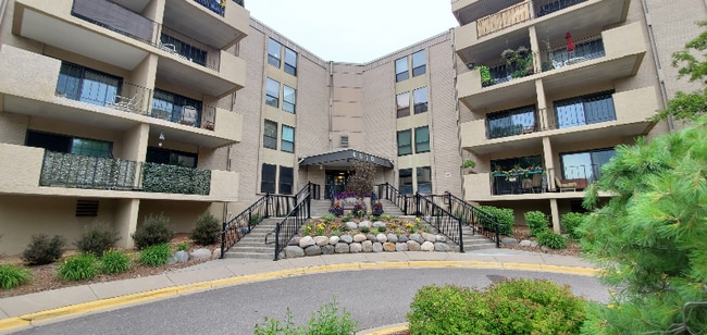 Photo - 6670 Vernon Ave S Unit 104