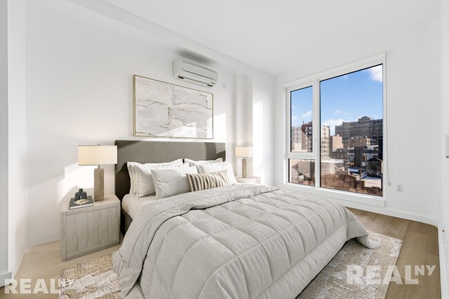 Photo - 953 Dean St Unidad 724