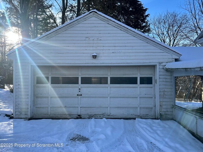 Photo - 1108 N Abington Rd