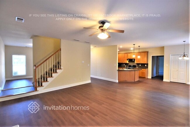 Photo - 379 Harvest Run