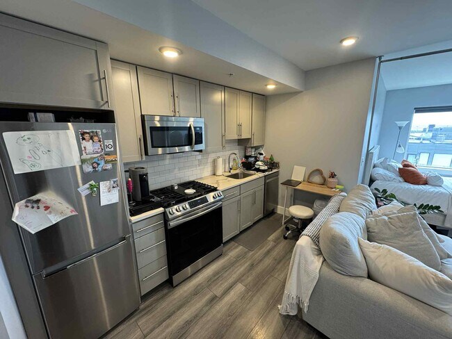 Photo - 40 B St