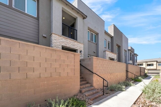 Photo - Modern Cadence Townhome with Sleek Finishes & Open-Concept Living!