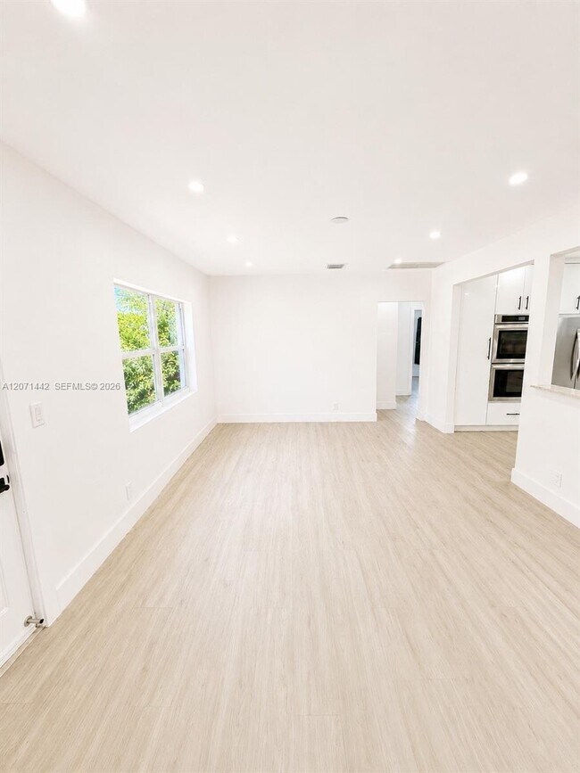 Photo - 1508 Funston St