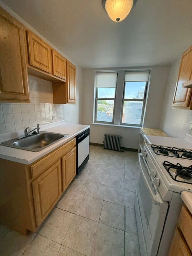 Photo - 28 Colborne Rd