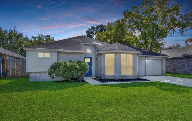 Photo - 2306 Piddler Dr