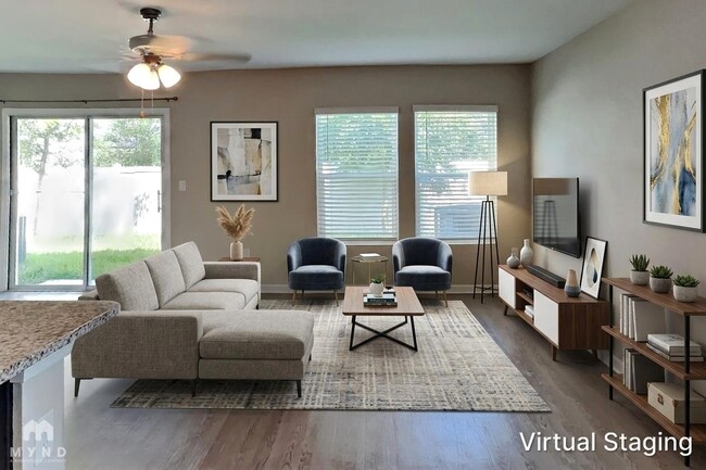 Photo - 752 Henley Ct