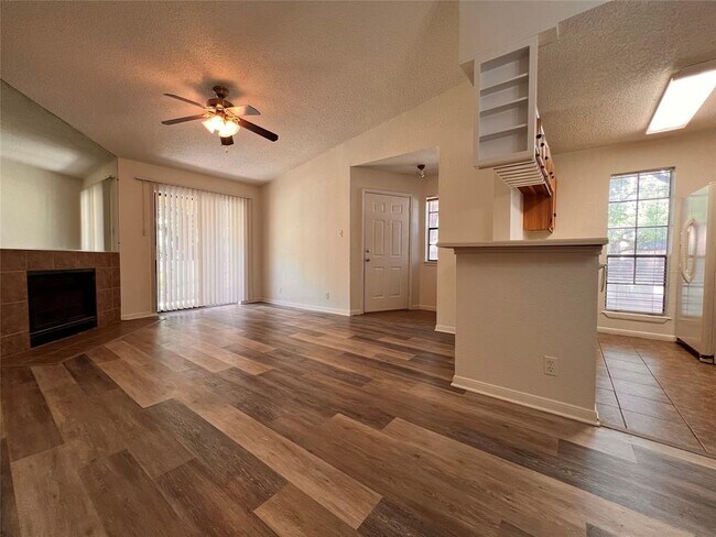 Photo - 1601 Faro Dr Unit 1304