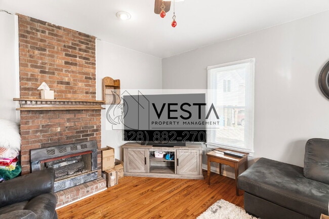 Photo - 241 N Main St