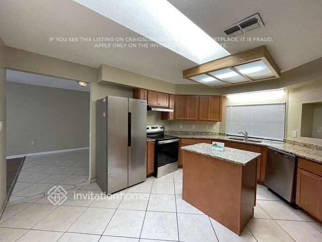 Photo - 11324 Stoneybrook Path