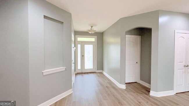 Photo - 130 Boatsman Way