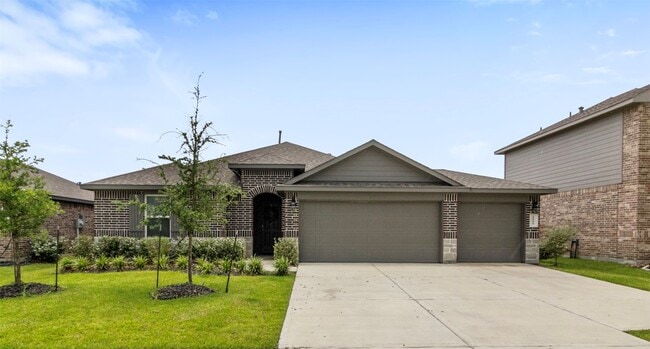 Building Photo - 1008 Llano Trl