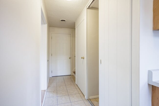 Photo - 168 Sackett Rd