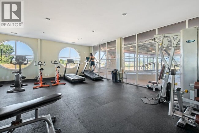 Photo - 10155 River Dr Unité 510