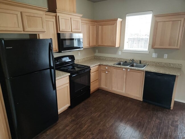 Photo - M2224 Unit #2