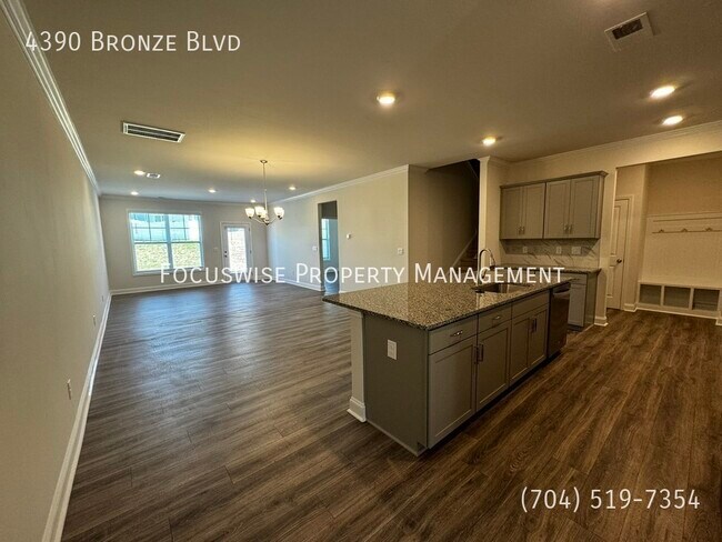 Photo - 4390 Bronze Blvd