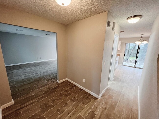 Photo - 15 Sandpebble Dr